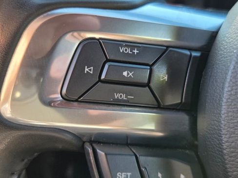Used 2018 Ford Mustang GT Premium w/ GT Performance Package RWD image 36