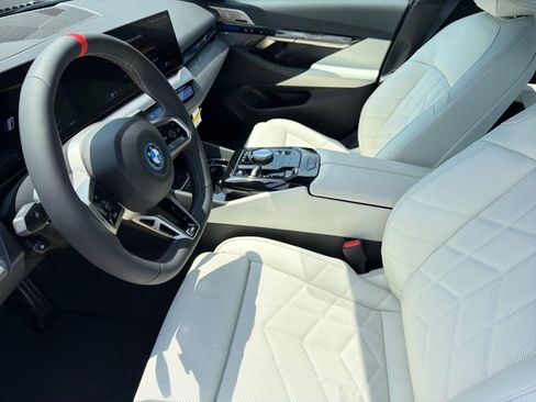 New 2026 BMW i5 AWD/4WD image 5