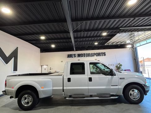 Used 2001 Ford F350 2WD Crew Cab DRW Super Duty image 4