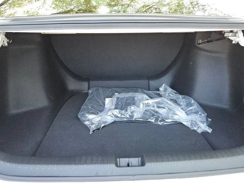 Certified 2025 Honda Accord LX image 13