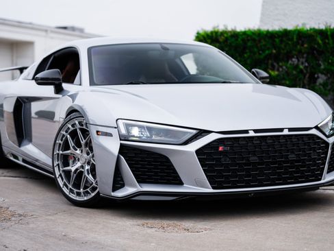 Used 2022 Audi R8 V10 performance image 17