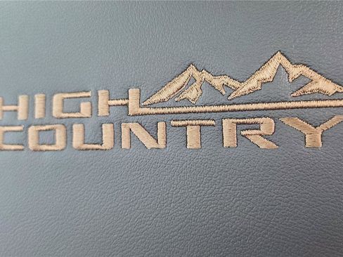 New 2026 Chevrolet Silverado 1500 High Country w/ Technology Package AWD/4WD image 14