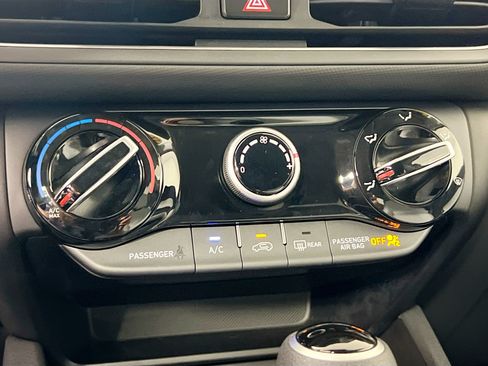 Used 2023 Hyundai Kona SEL FWD image 26