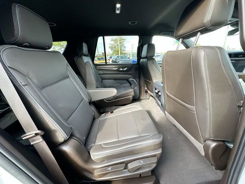 Used 2024 GMC Yukon Denali image 28