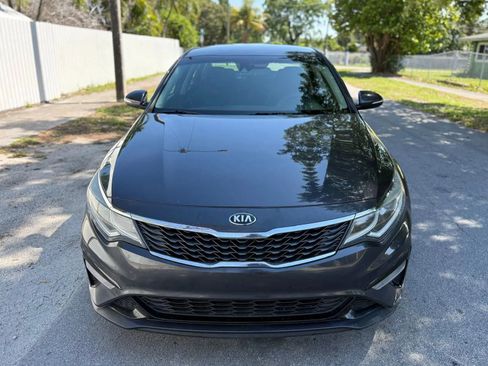 Used 2019 Kia Optima LX image 4