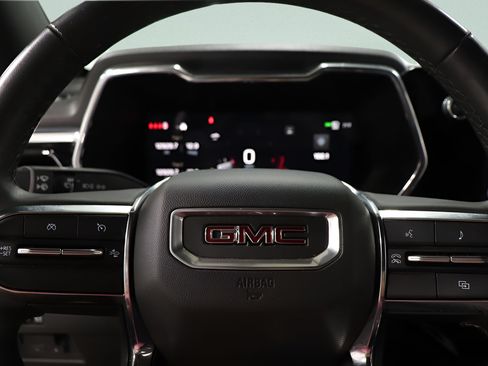 Used 2024 GMC Canyon Elevation w/ Convenience Package AWD/4WD image 14