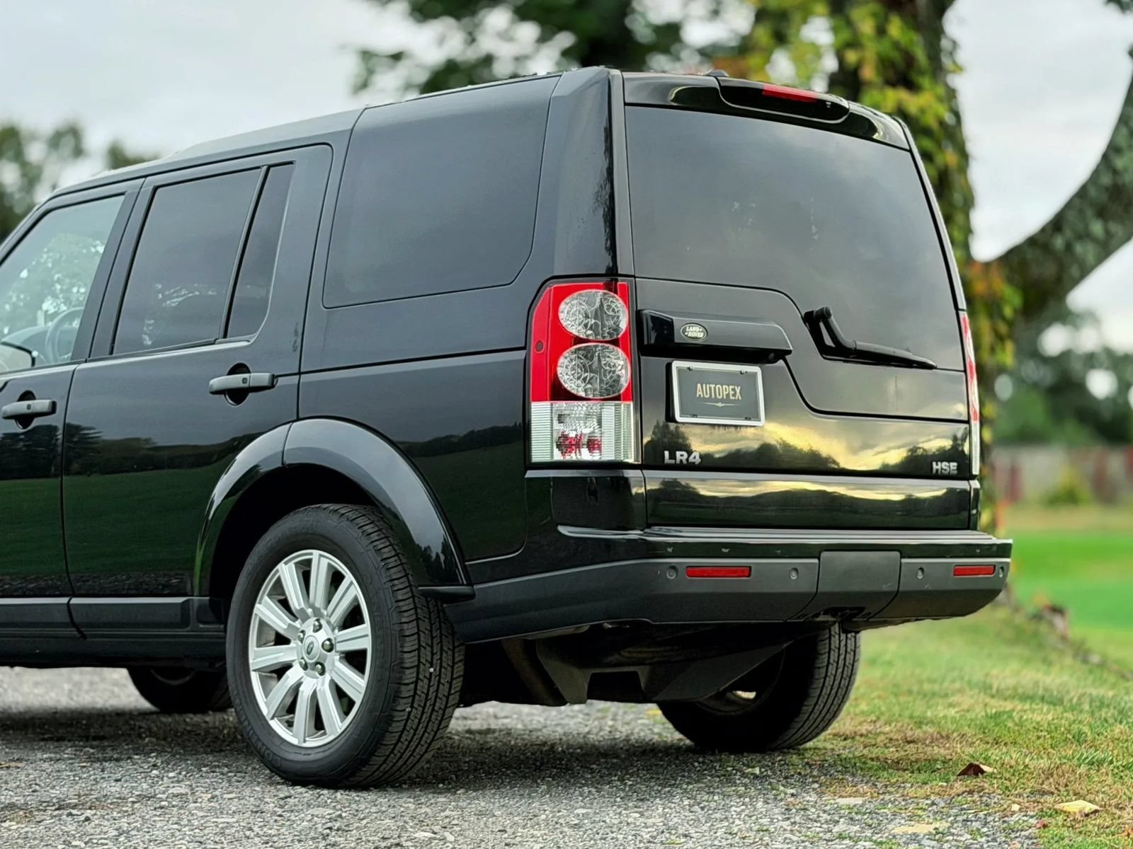 Used 2013 Land Rover LR4 HSE AWD/4WD image 46