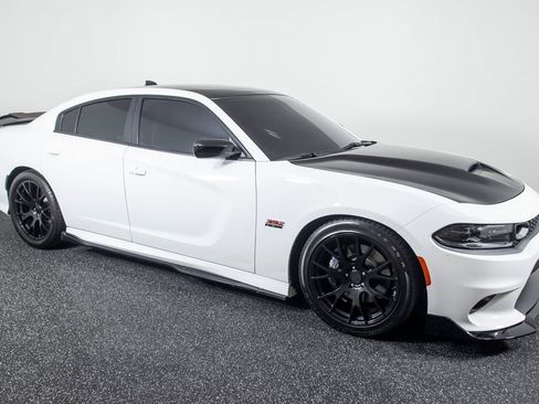 Used 2023 Dodge Charger Scat Pack w/ Plus Group RWD image 12