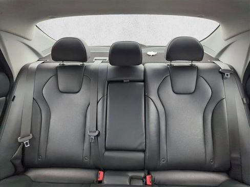 Used 2024 Hyundai Elantra Limited image 26