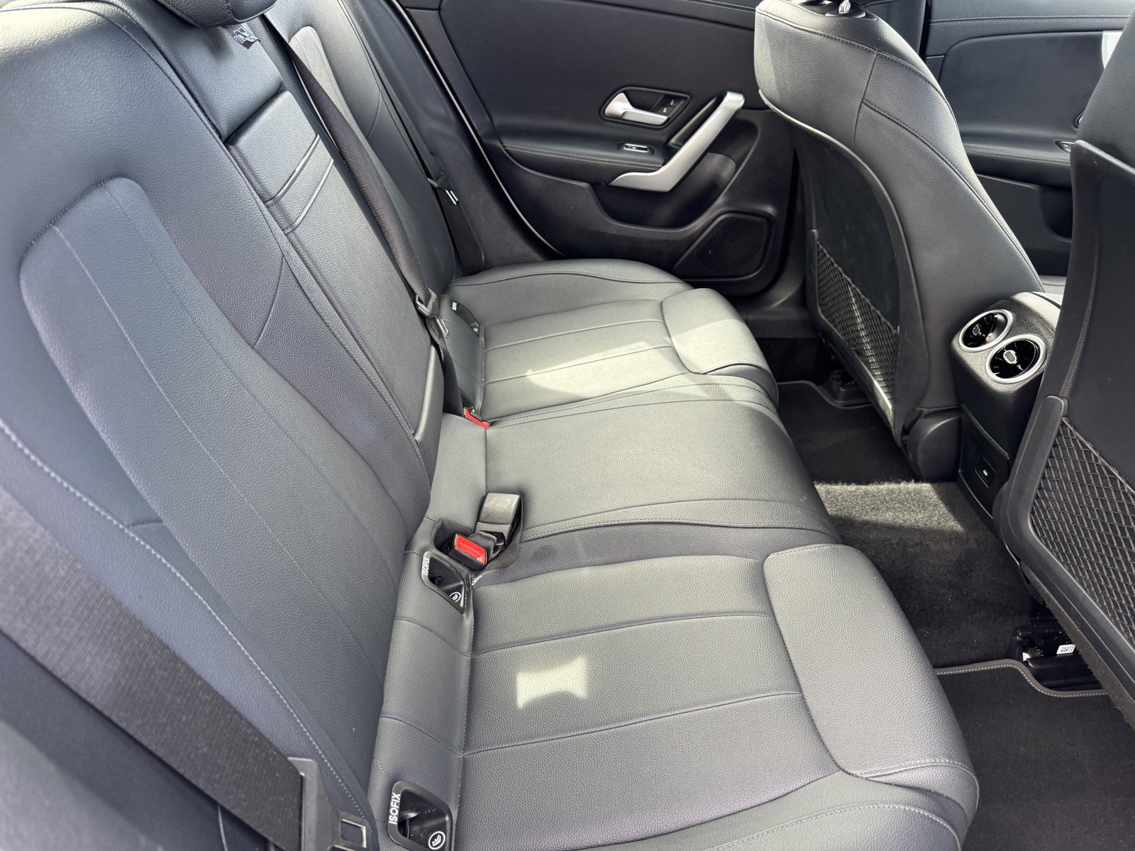 Used 2025 Mercedes-Benz CLA 250 image 11