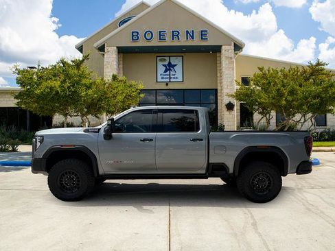 Used 2024 GMC Sierra 2500 AT4X w/ AT4X AEV Edition AWD/4WD image 2