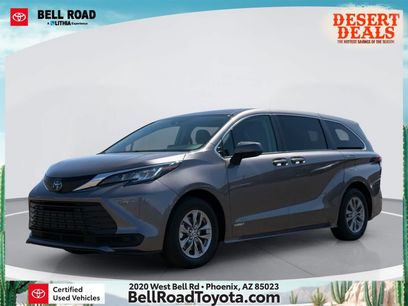 Used 2021 Toyota Sienna LE