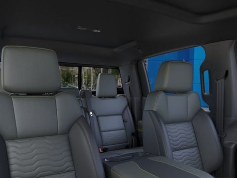 New 2026 Chevrolet Silverado 1500 ZR2 AWD/4WD image 24