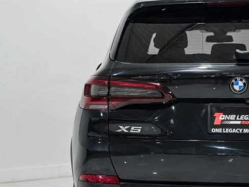 Used 2022 BMW X5 xDrive40i w/ Parking Assistance Package image 45