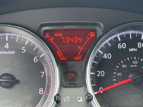 Used 2014 Nissan Versa Note SV FWD image 29