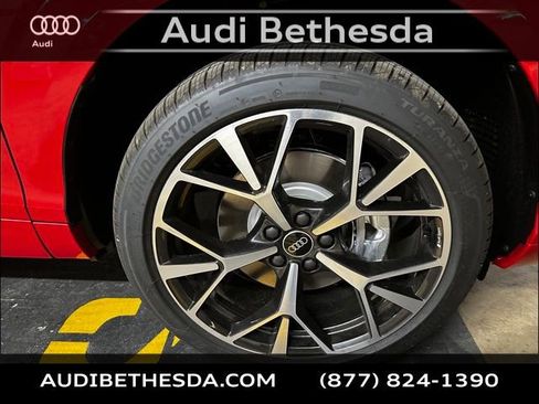 New 2026 Audi Q3 quattro 2.0T AWD/4WD image 9