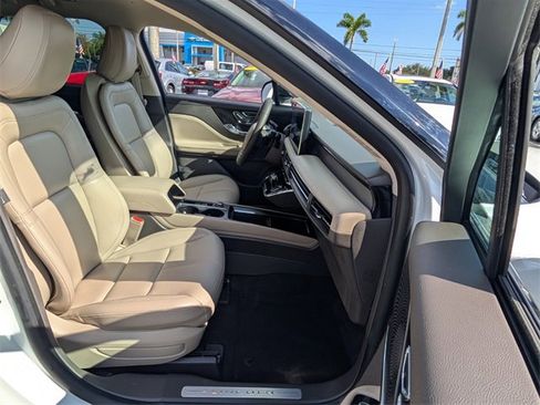 Used 2024 Lincoln Corsair FWD image 16