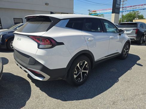 Used 2023 Kia Sportage EX FWD image 4