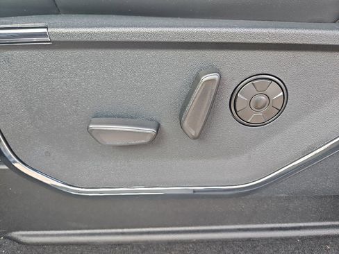 New 2026 Ford F250 Platinum image 17