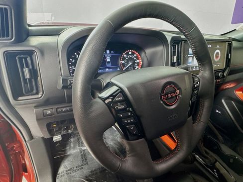 Used 2025 Nissan Frontier PRO-4X w/ Pro Premium Package AWD/4WD image 11