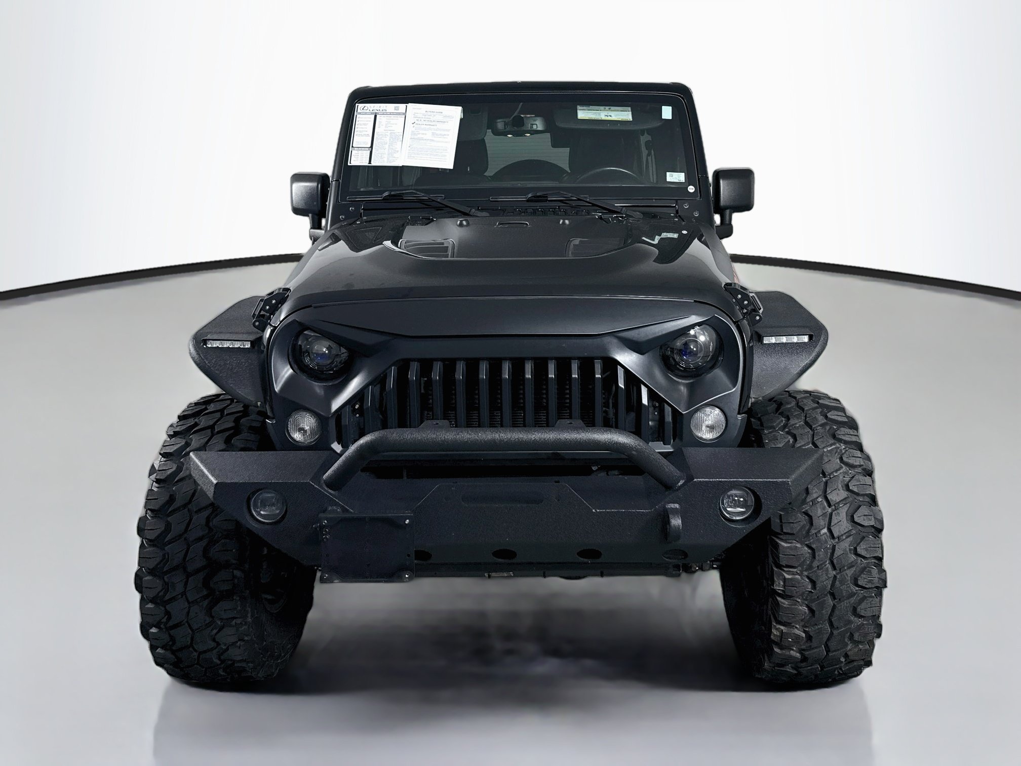 Used 2017 Jeep Wrangler Unlimited Rubicon AWD/4WD image 2