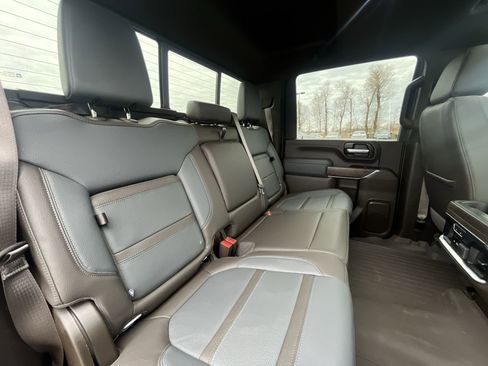 Used 2023 GMC Sierra 2500 Denali w/ Denali Ultimate Package image 28