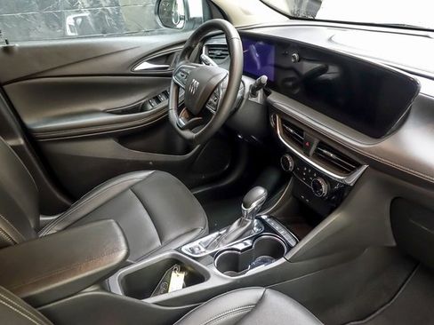 Used 2024 Buick Encore GX Sport Touring image 26