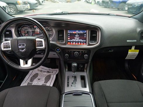 Used 2013 Dodge Charger R/T image 37