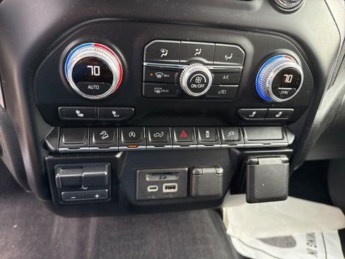 Used 2020 GMC Sierra 1500 SLT w/ X31 Off-Road Package image 15