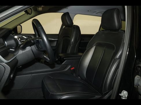 Used 2022 Jeep Grand Cherokee L Limited w/ Black Appearance Package AWD/4WD image 26
