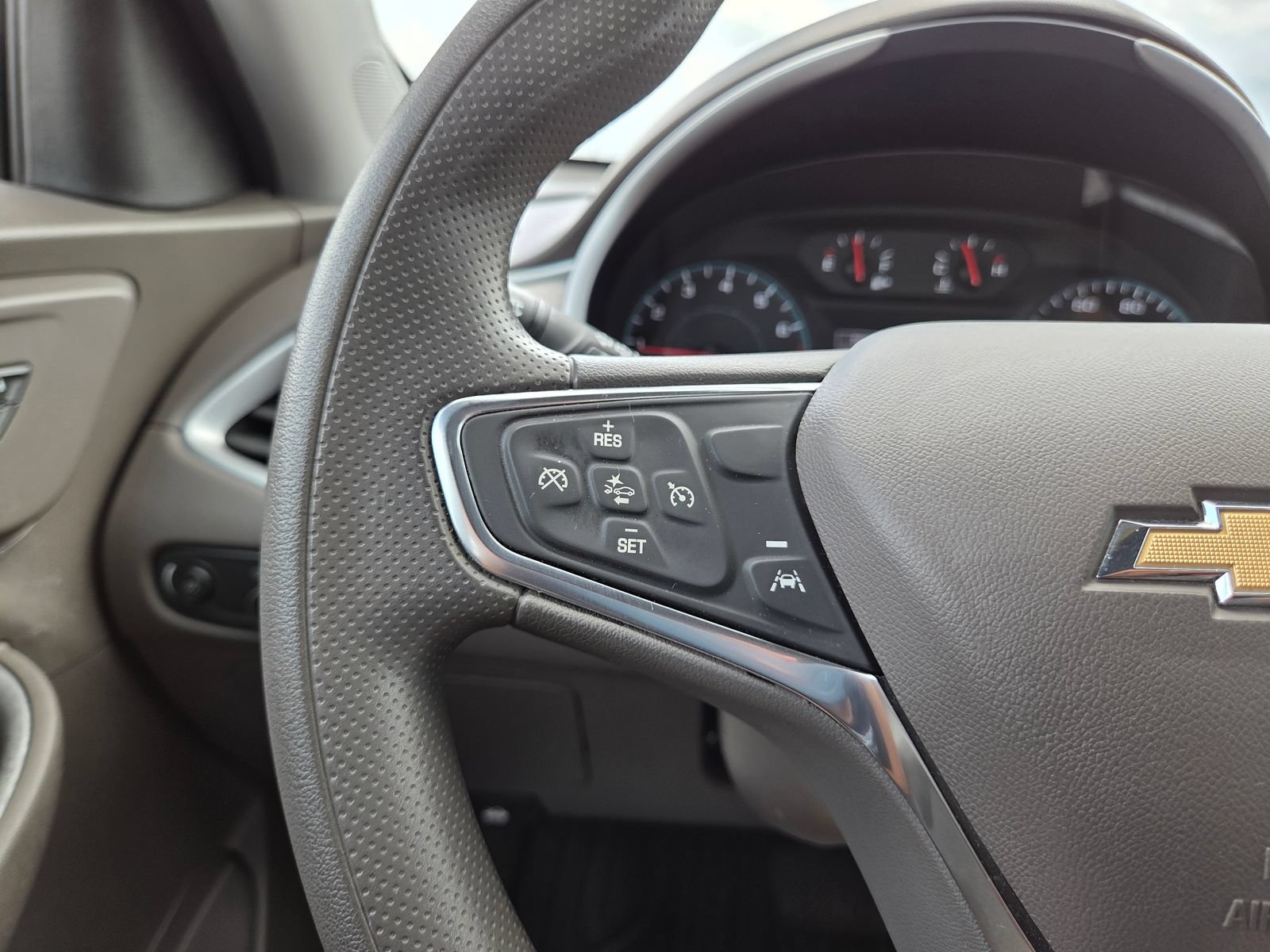Used 2024 Chevrolet Malibu LT FWD image 43