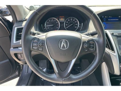 Certified 2017 Acura TLX FWD image 33