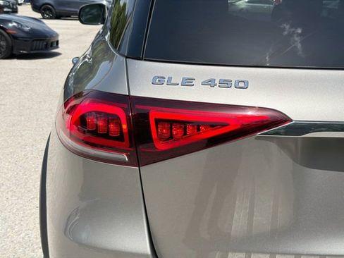 Used 2022 Mercedes-Benz GLE 450 4MATIC image 10