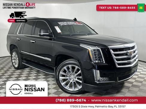Used 2018 Cadillac Escalade Luxury image 1