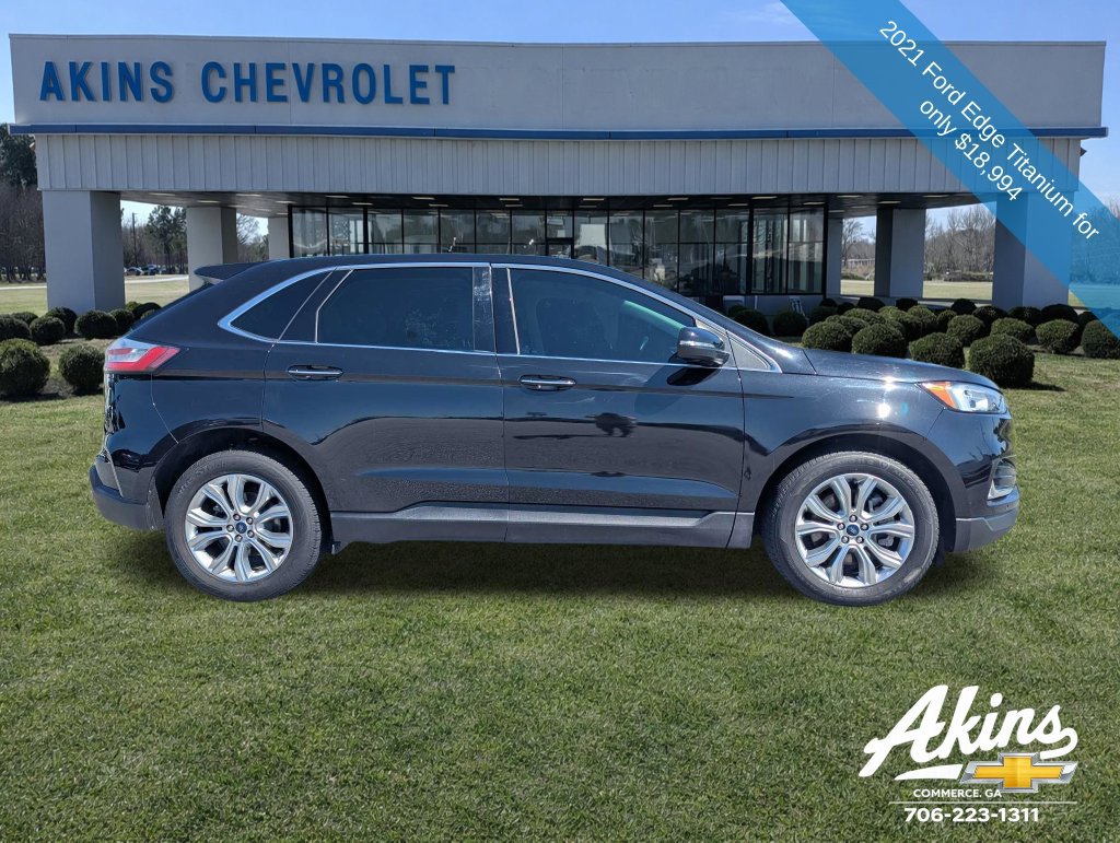 Used 2021 Ford Edge Titanium w/ Cargo Accessory Package FWD image 3
