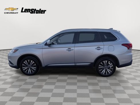 Used 2020 Mitsubishi Outlander SEL image 2