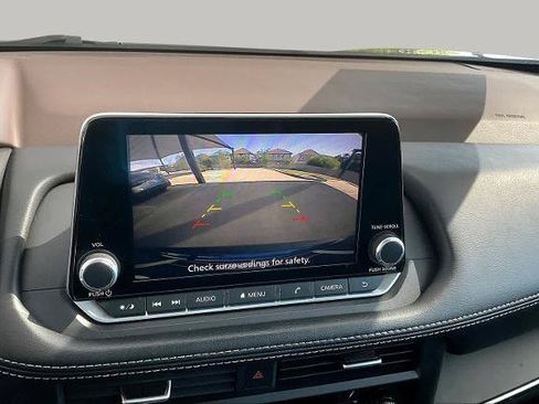 Certified 2023 Nissan Rogue S FWD image 26