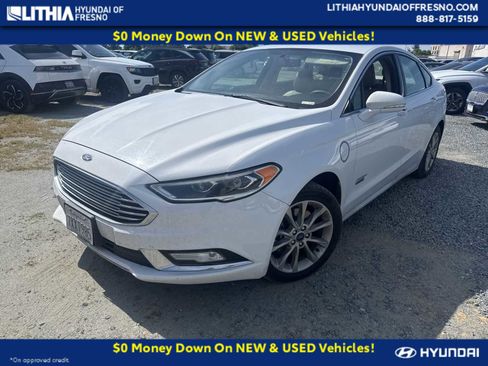 Used 2017 Ford Fusion Energi SE image 1