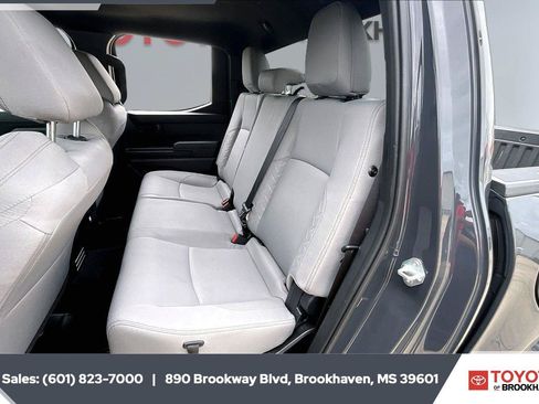 Used 2025 Toyota Tacoma SR5 AWD/4WD image 19