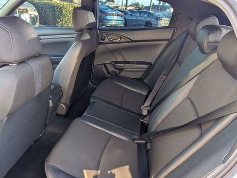 Used 2020 Honda Civic Sport image 8