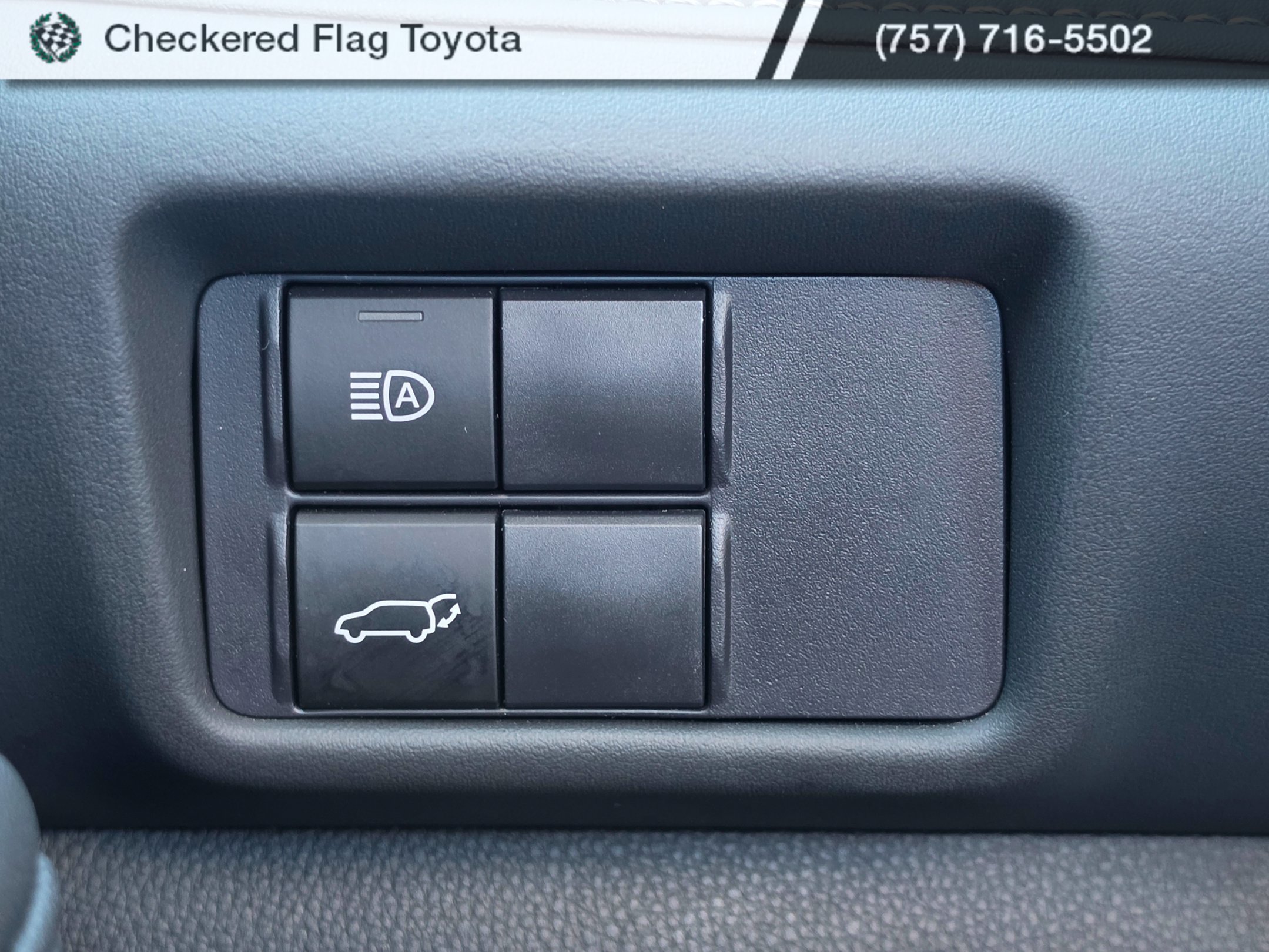Certified 2026 Toyota Highlander XLE AWD/4WD image 11