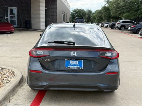 Used 2023 Honda Civic LX image 4