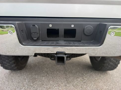 Used 2016 GMC Sierra 1500 SLT w/ Enhanced Driver Alert Package AWD/4WD image 33