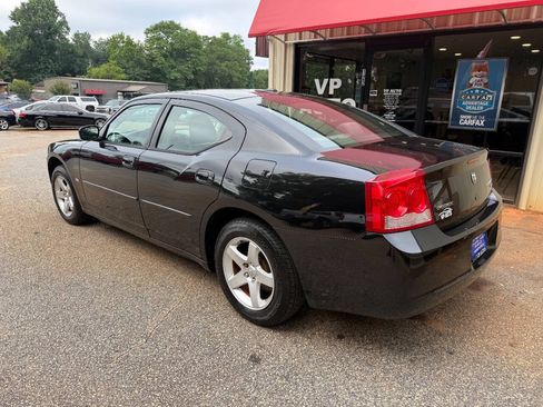 Used 2010 Dodge Charger SXT RWD image 6