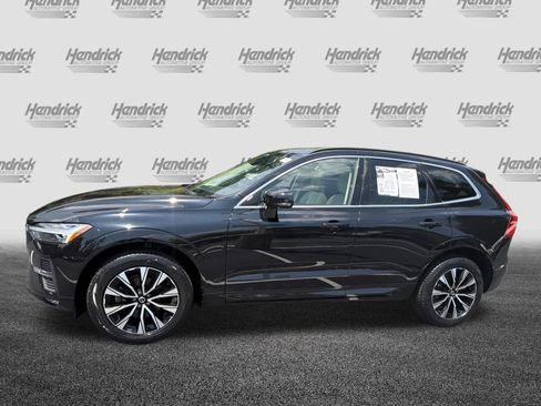 Certified 2023 Volvo XC60 B5 Core w/ Climate Package AWD/4WD image 7