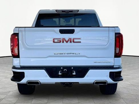 Used 2023 GMC Sierra 1500 Denali w/ Technology Package AWD/4WD image 6