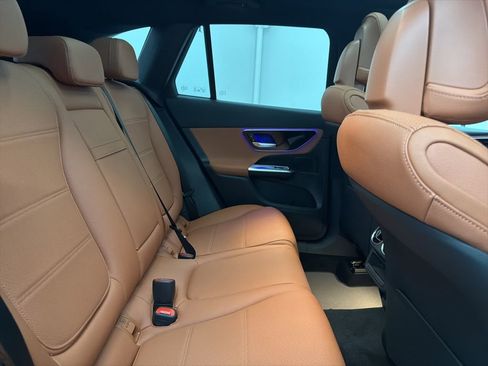 New 2026 Mercedes-Benz GLC 300 image 27