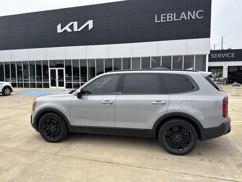 Used 2022 Kia Telluride SX w/ SX Prestige Package AWD/4WD image 22