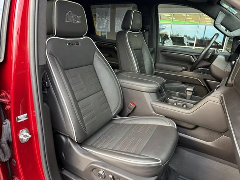 Used 2024 GMC Sierra 1500 AT4X w/ AT4X AEV Edition image 10