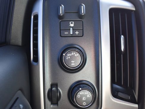 Used 2018 GMC Sierra 1500 SLT image 18